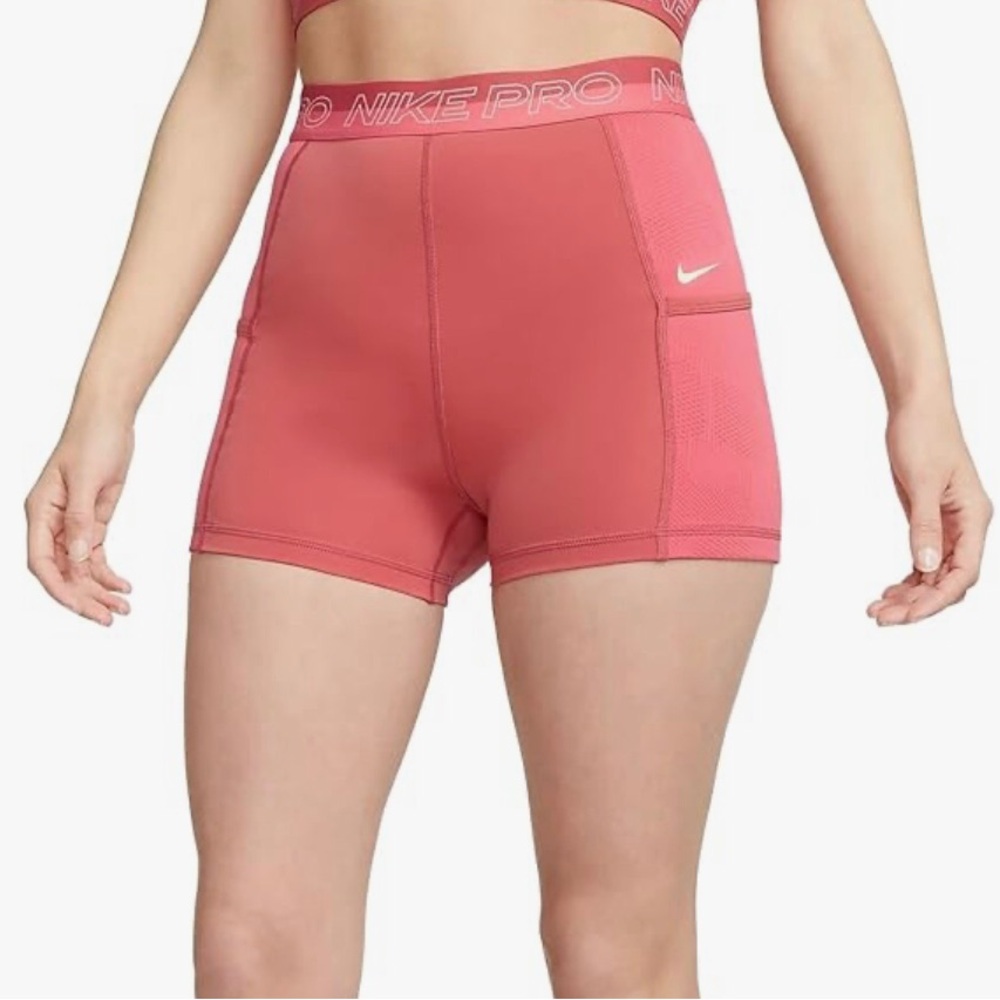 Nike Pro Women's High-Waisted 3" Training Shorts with Pockets Medium